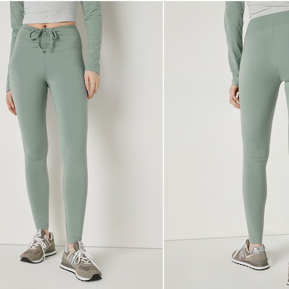 ADJUSTABLE WAIST RUCHED LEGGINGS - Picture 1 of 2